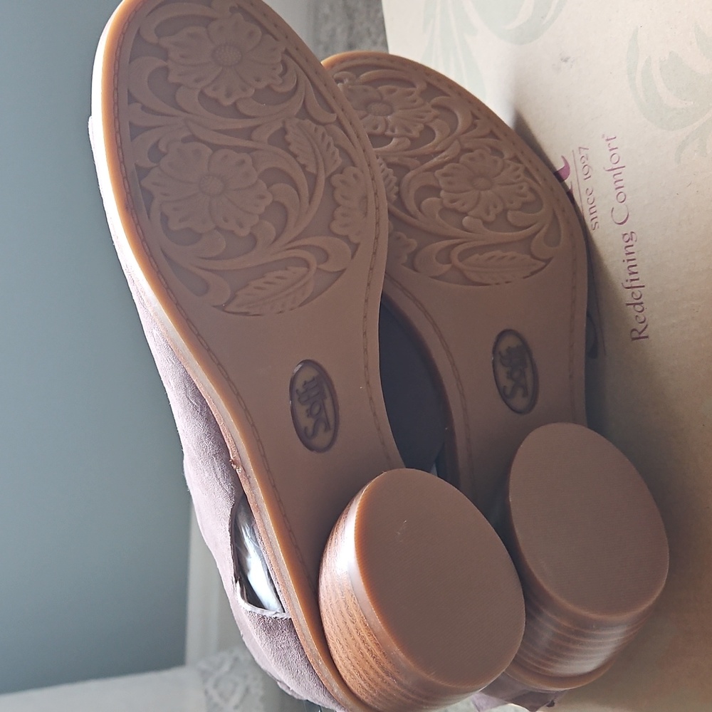 NIB Sofft Carleigh Peep Toe Bootie - Picture 9 of 10